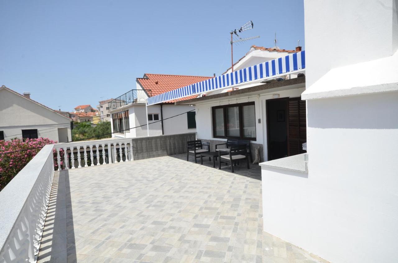 Blue Sky Apartment Primošten Buitenkant foto
